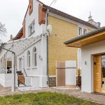 An Der Bode Villa *
